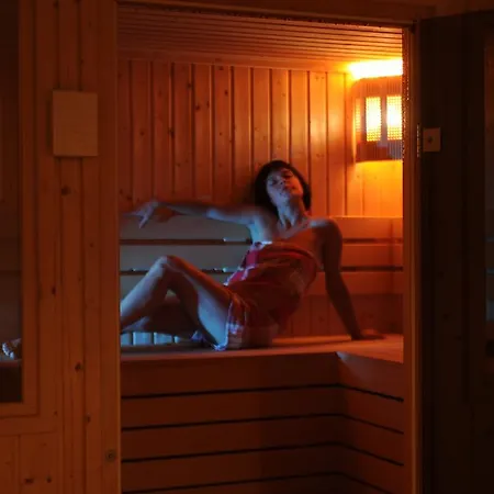 ホテル Monta & 3*