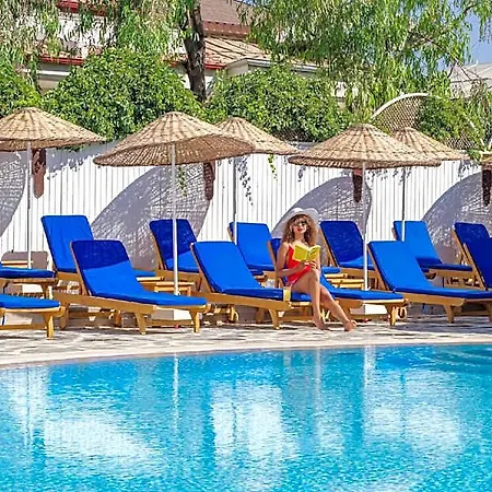 Monta & 3* Ölüdeniz